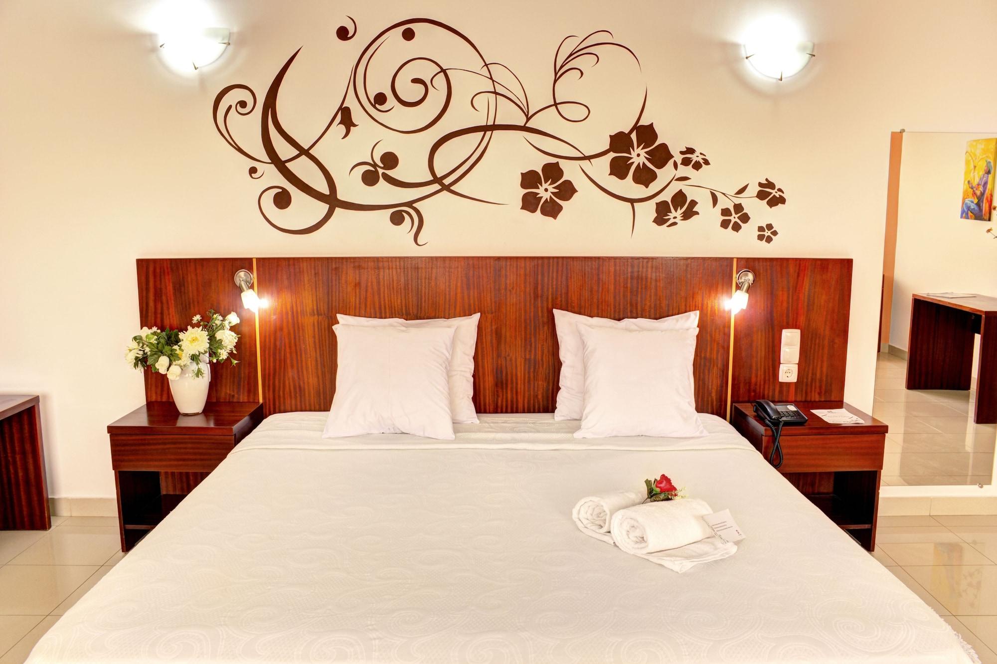 Hotel Livvo Don Paco Mindelo Esterno foto