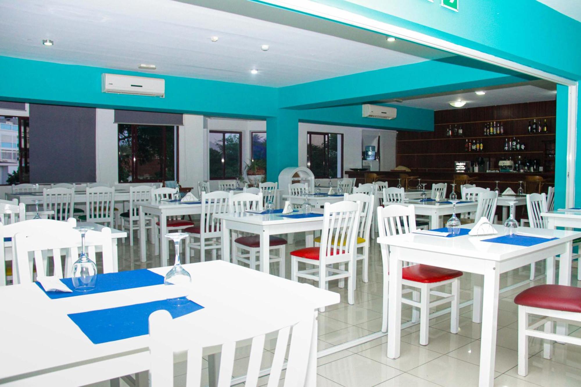 Hotel Livvo Don Paco Mindelo Esterno foto